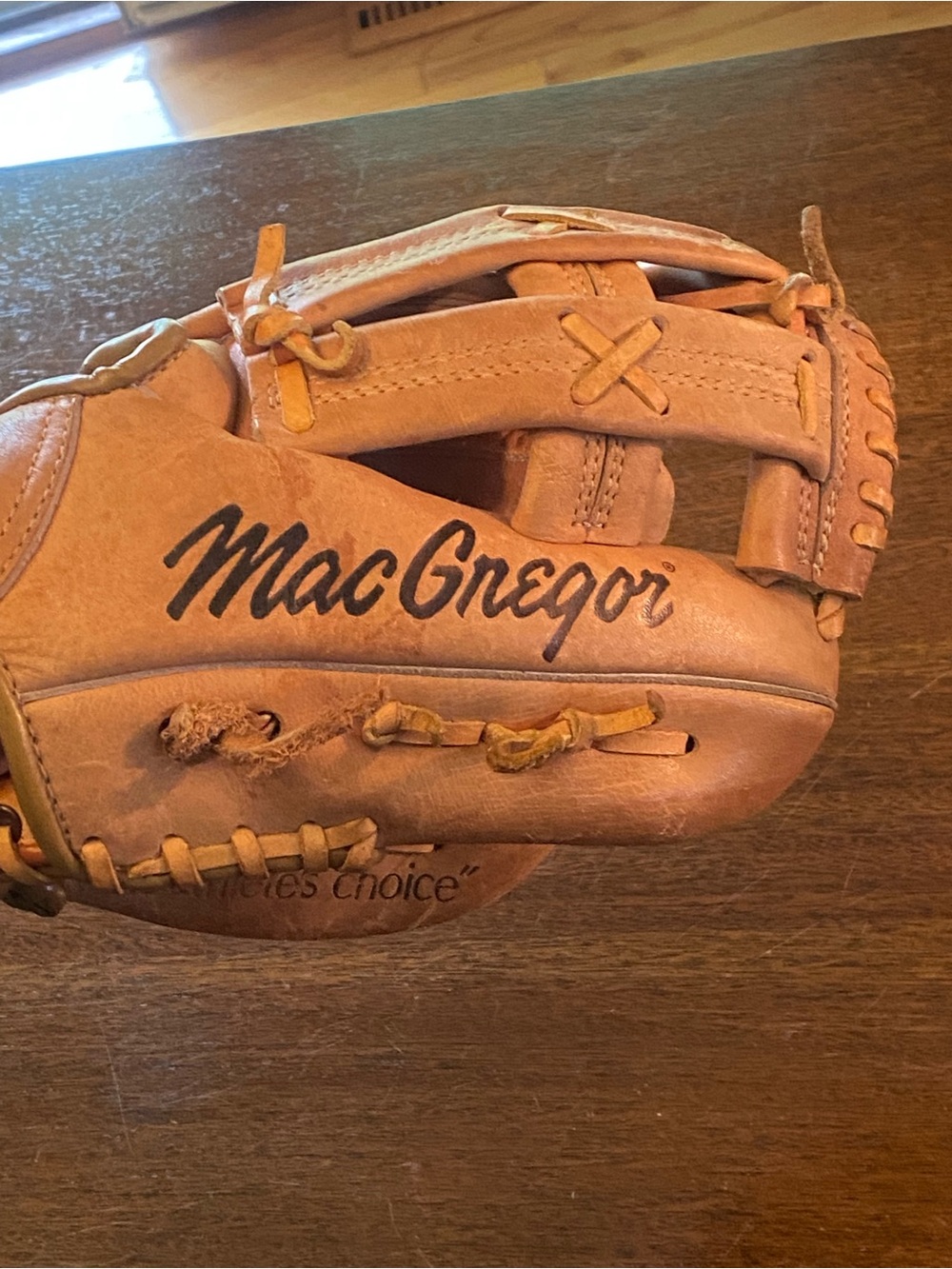 Vintage MacGregor G11T Joe Morgan Autograph Model Leather Baseball Glove RHT